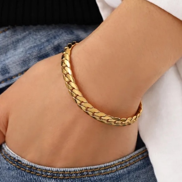 NEW 18k Gold Chunky Chain Bracelet - Picture 1 of 6